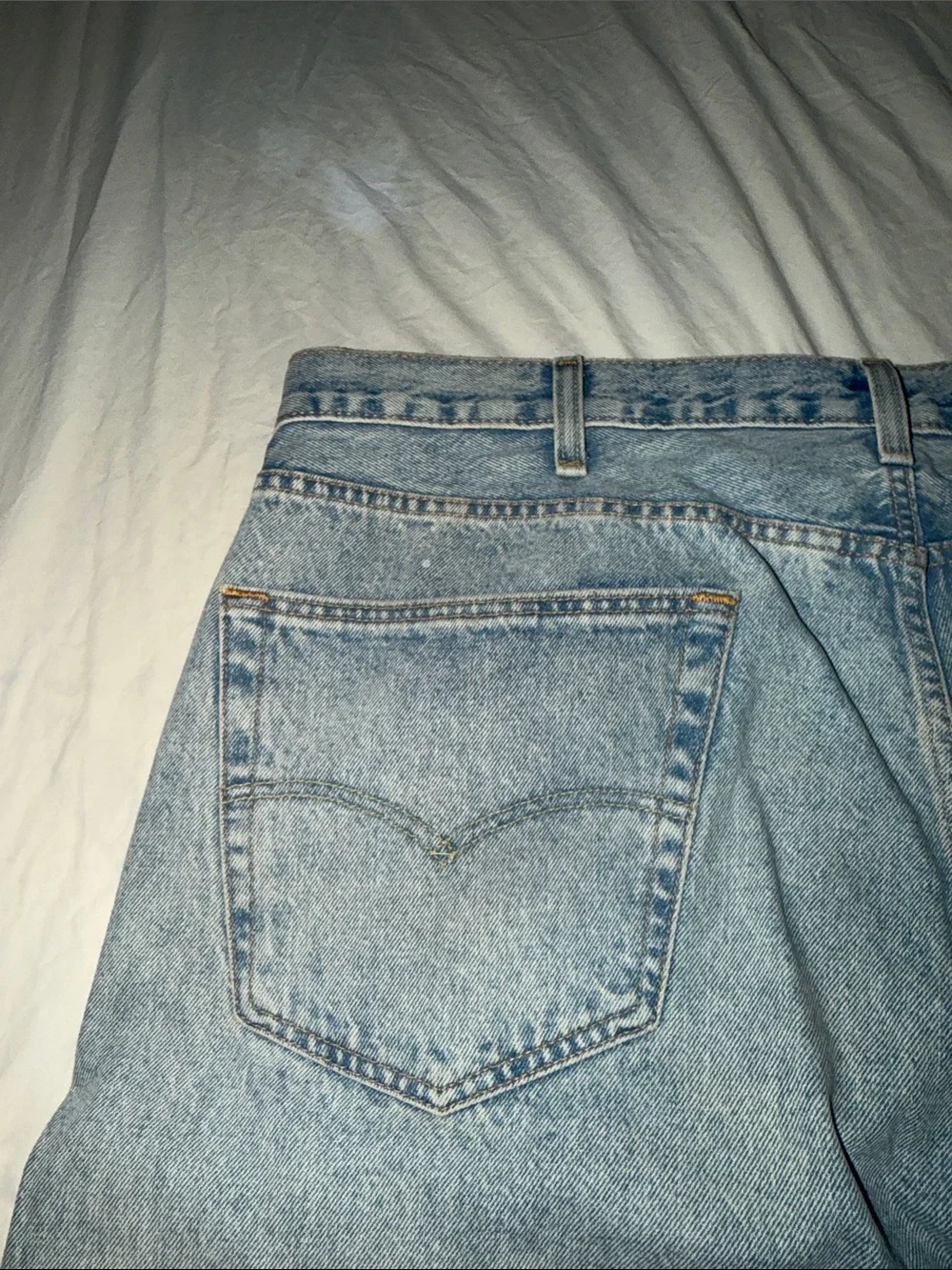 Men Levi’s Classic Light Blue Distressed Jeans